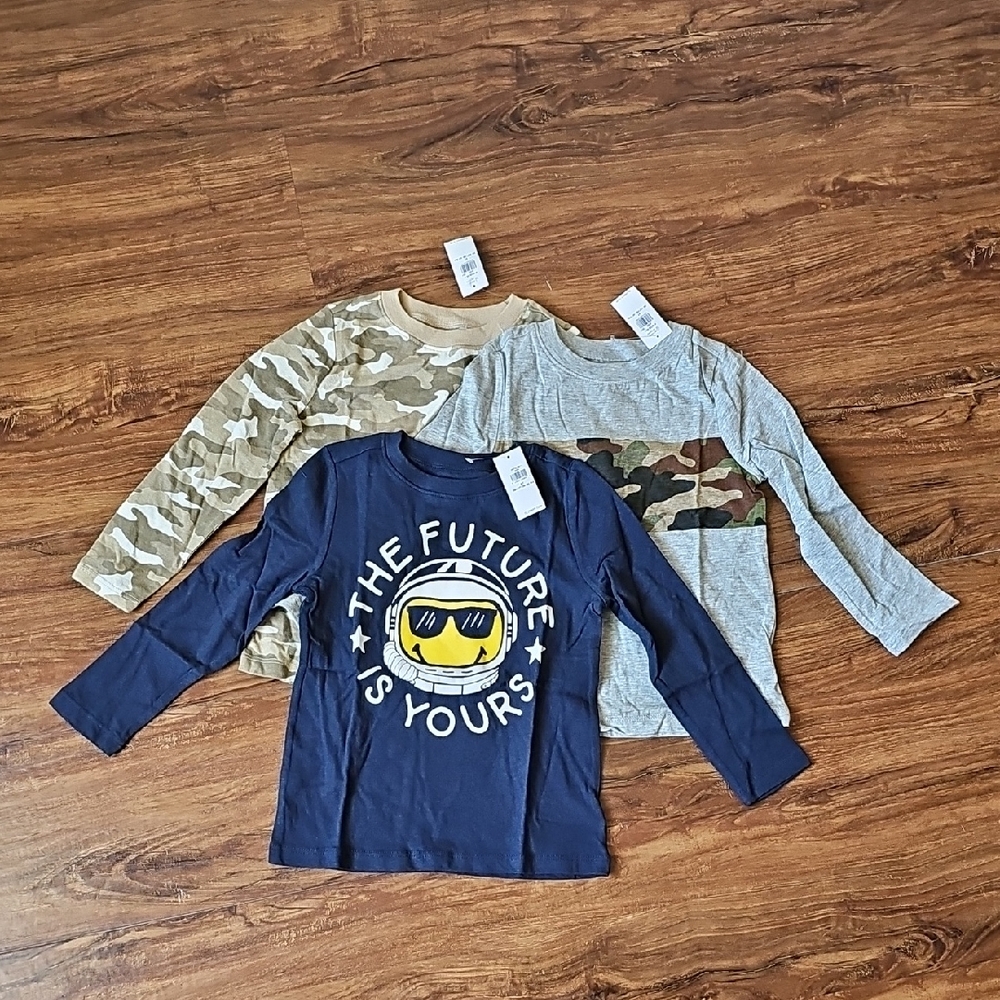 NWT Old Navy Toddler Boys Long Sleeve Camo/graphic Bundle Size 4T